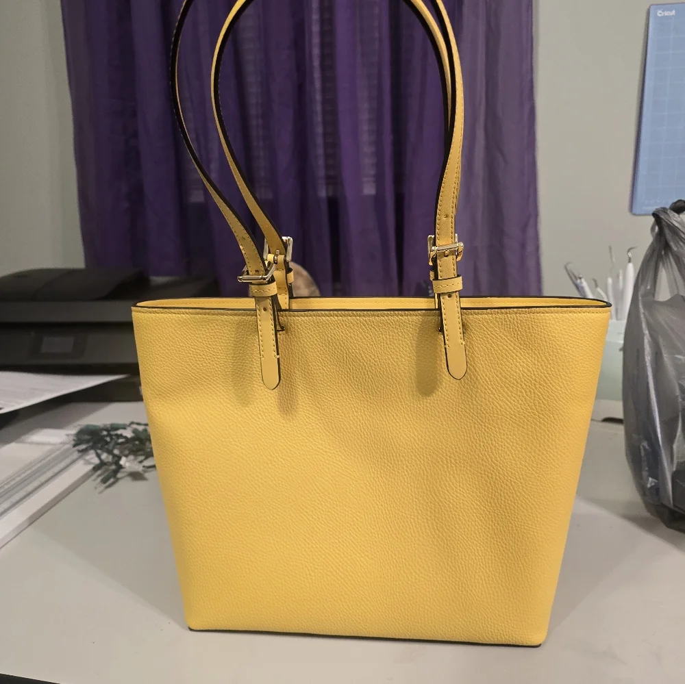 Michael Kors Yellow Leather Tote Bag - Picture 3 of 6